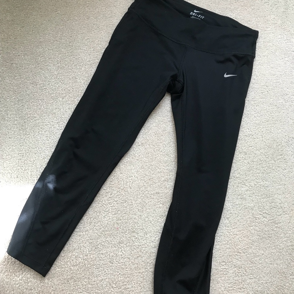 Nike cropped leggings